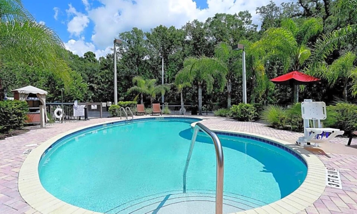 Wesley Chapel Hotel | 4 Quiet Rooms w/Thoughtful Details Close to Tampa Premium Outlets