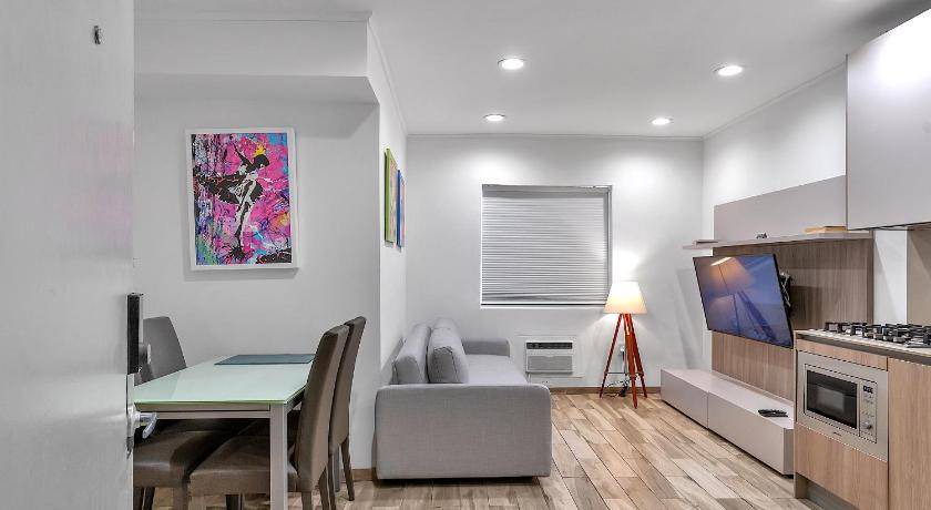 South of Fifth Apartment | 40 m² Apartment ∙ 1 bedroom ∙ 3 guests