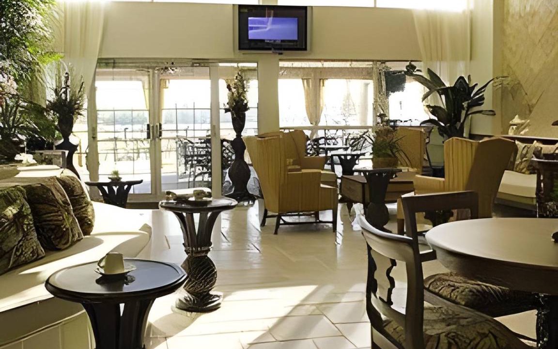 Redevelopment Area Hotel | 45 m² Hotel ∙ 127 guests