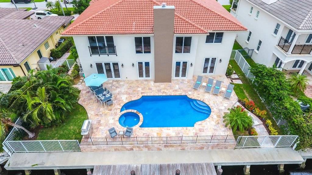 Lauderdale-by-the-Sea House | 465 m² House ∙ 6 bedrooms ∙ 10 guests