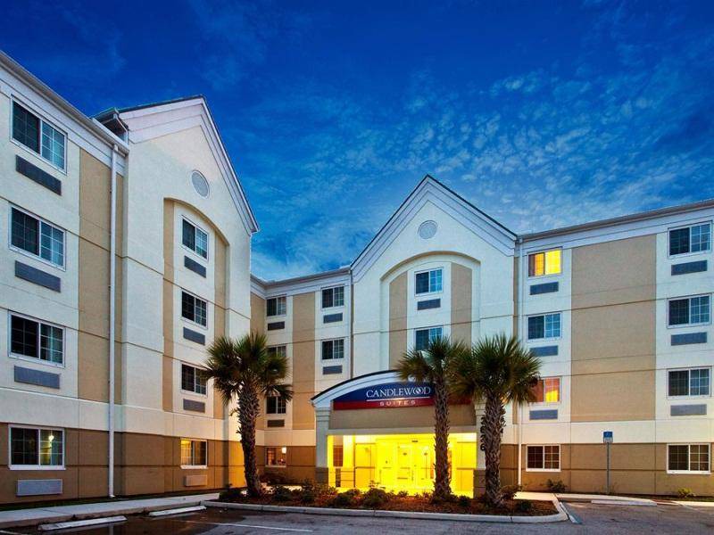 Fort Myers Hotel | 48 m² Hotel ∙ 127 guests