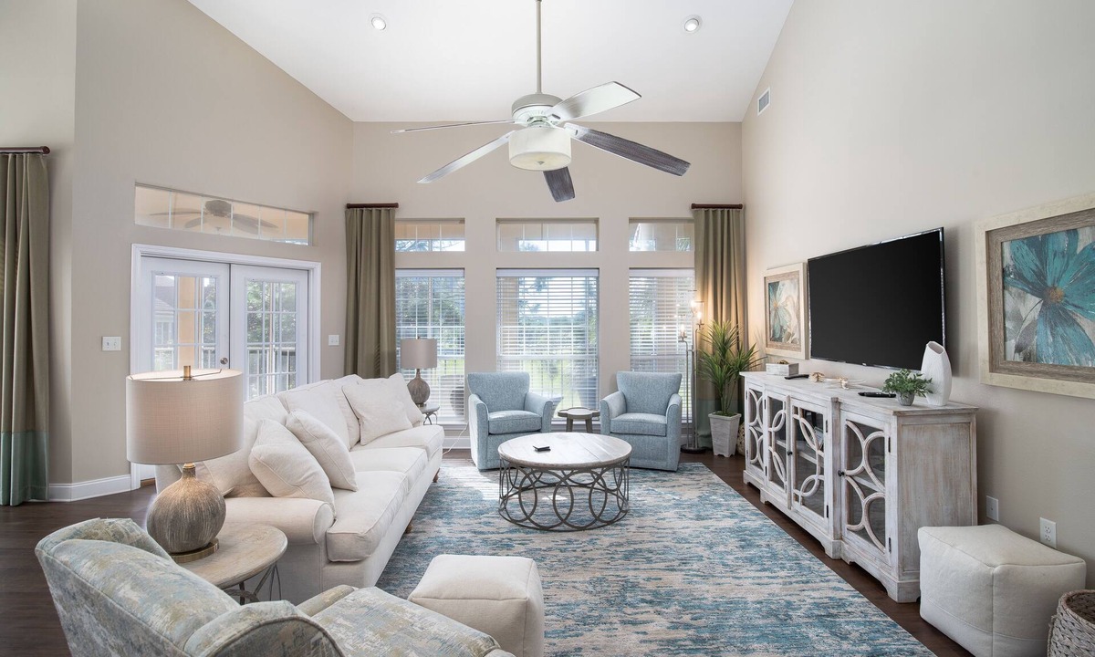Sandestin Condo | 4BR Beach Villa w/6-Seater GOLF CART! Near Beach, Pool, Tram, Screened Porch