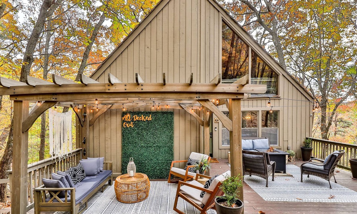 Big Canoe Cabin | 4BR+Loft Blue Ridge Mtns Big Canoe Charming Cabin