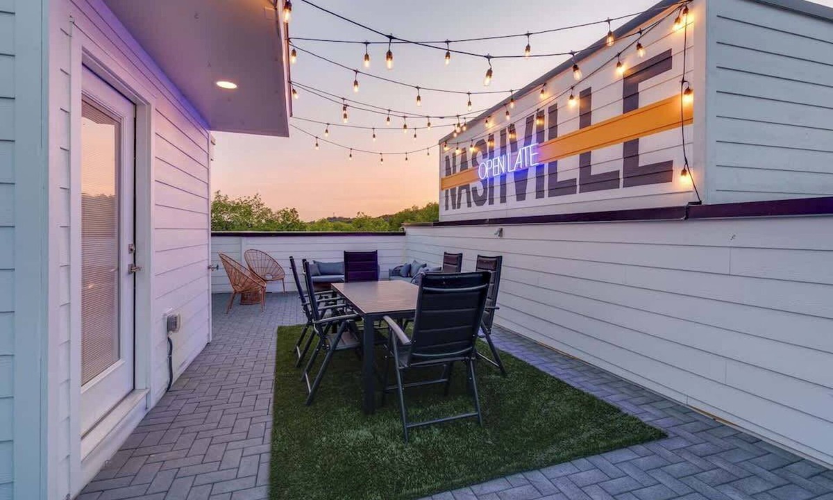 Haynes Area House | 4BR Rooftop & firepit-15min drive to Broadway