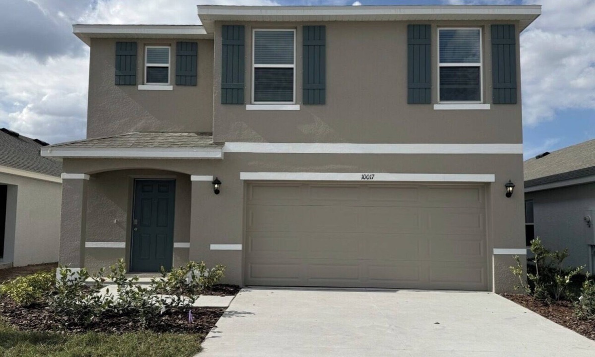 Parrish House | 5-bedroom house in perfect Parrish with cool AC breeze