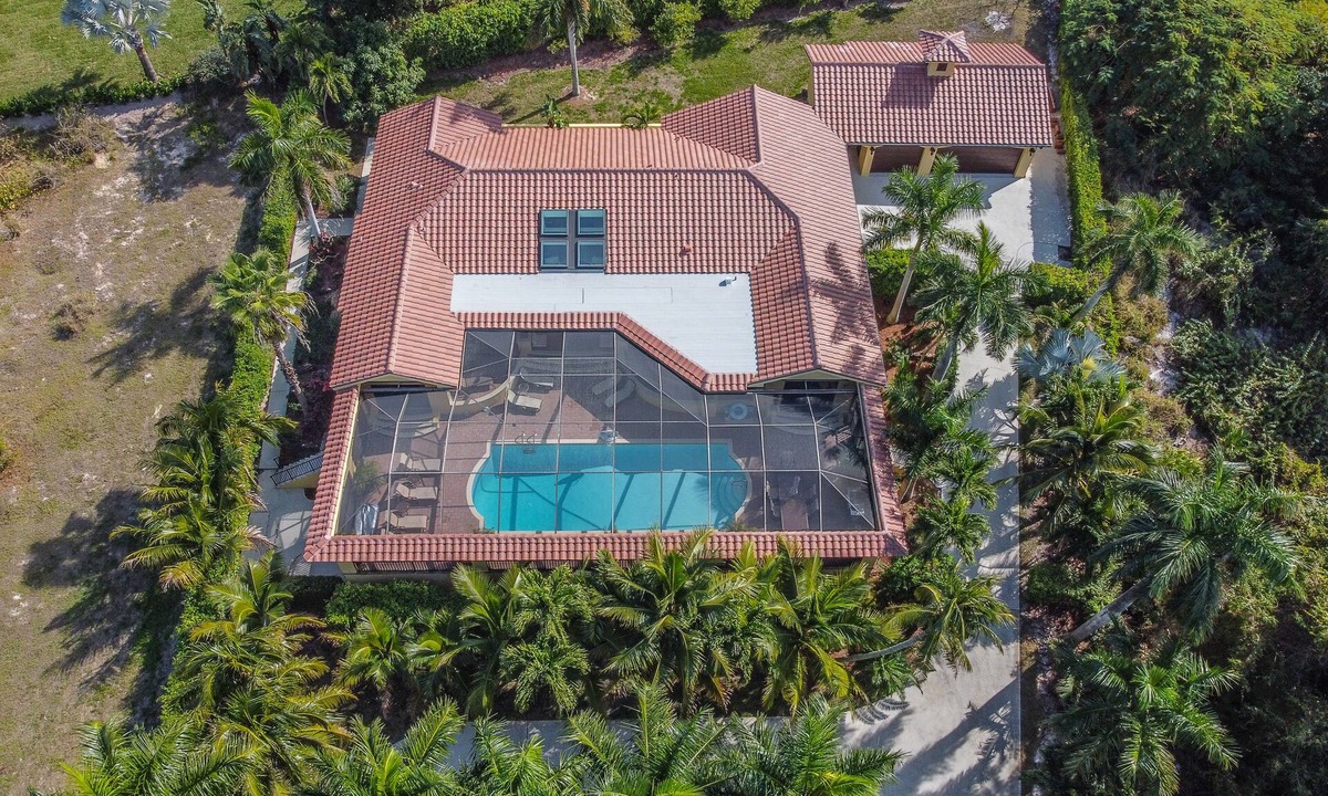 Marco Island Villa | 5 Bedroom Villa, Great for families & groups.