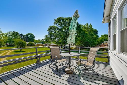 Mount Holly House | 5 Mi to Whitewater Center! Home w/Peaceful Porch