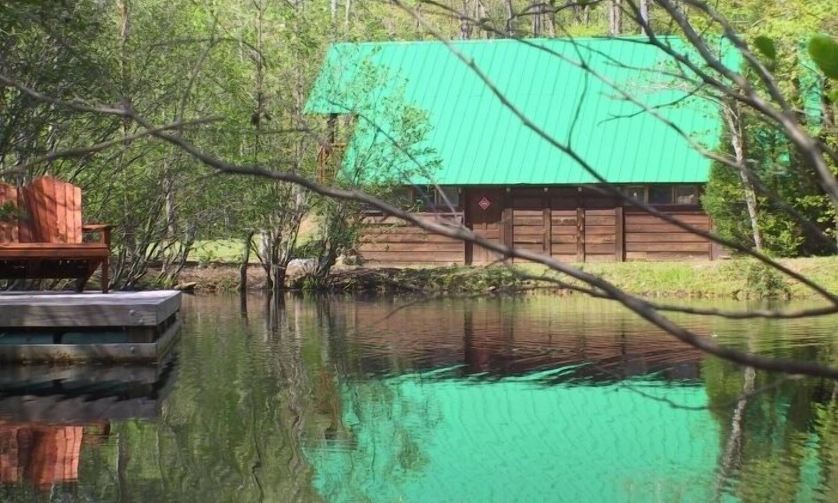 Bostic Cabin | 5 star Creekside Romantic Getaway for two & 58 acres & Fresh Warm Bread & Pond