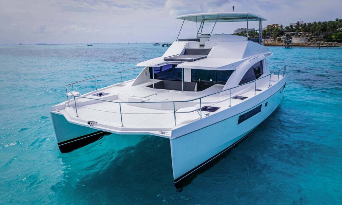 Key West Boat Rental | 51' Luxury Yacht in Key West