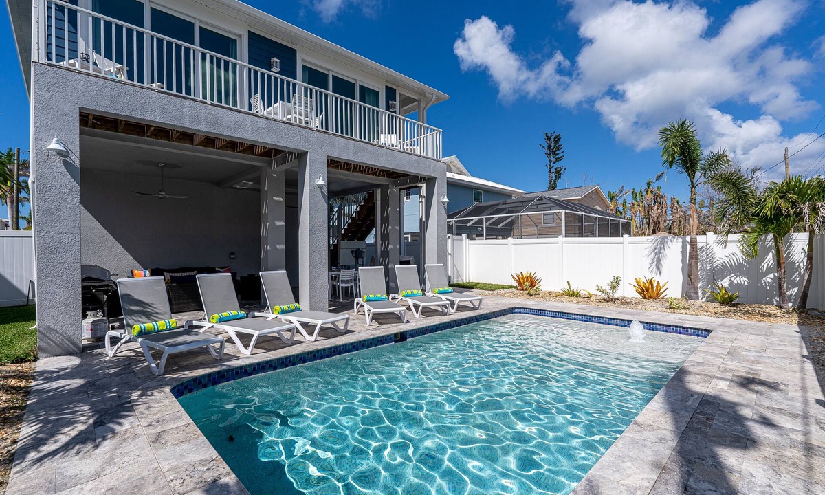 Palmetto Street | Mid Island