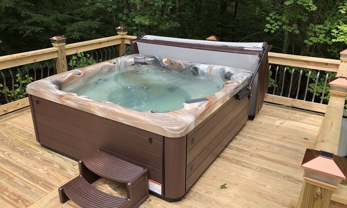 Lookout Mountain House | 🏅5BR Large~22ppl-HOT TUB~ Easy checkout! 9 mi.Chatt