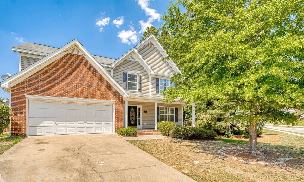 Huntcliff Apartment | 6 Bed Seasoned Family/grad Groups Get Together