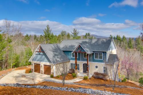 Nebo House | 6 Mi to Water! Mtn-View Nebo Lake House w/Deck