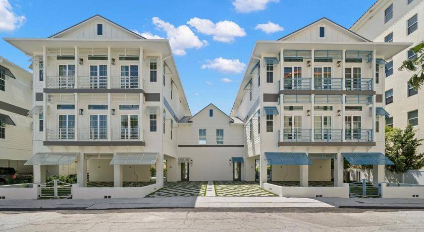 Clearwater Beach House | 606 m² House ∙ 12 bedrooms ∙ 28 guests