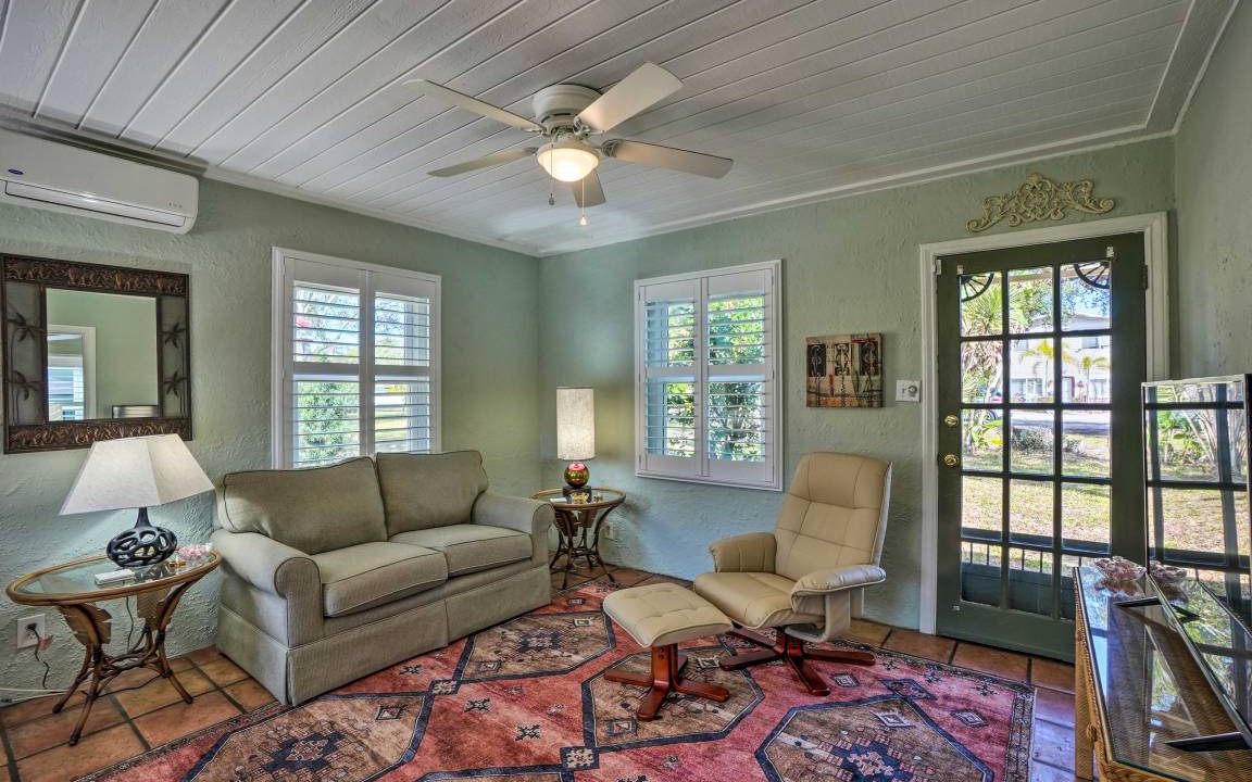 Crystal Beach House | 65 m² House ∙ 1 bedroom ∙ 2 guests