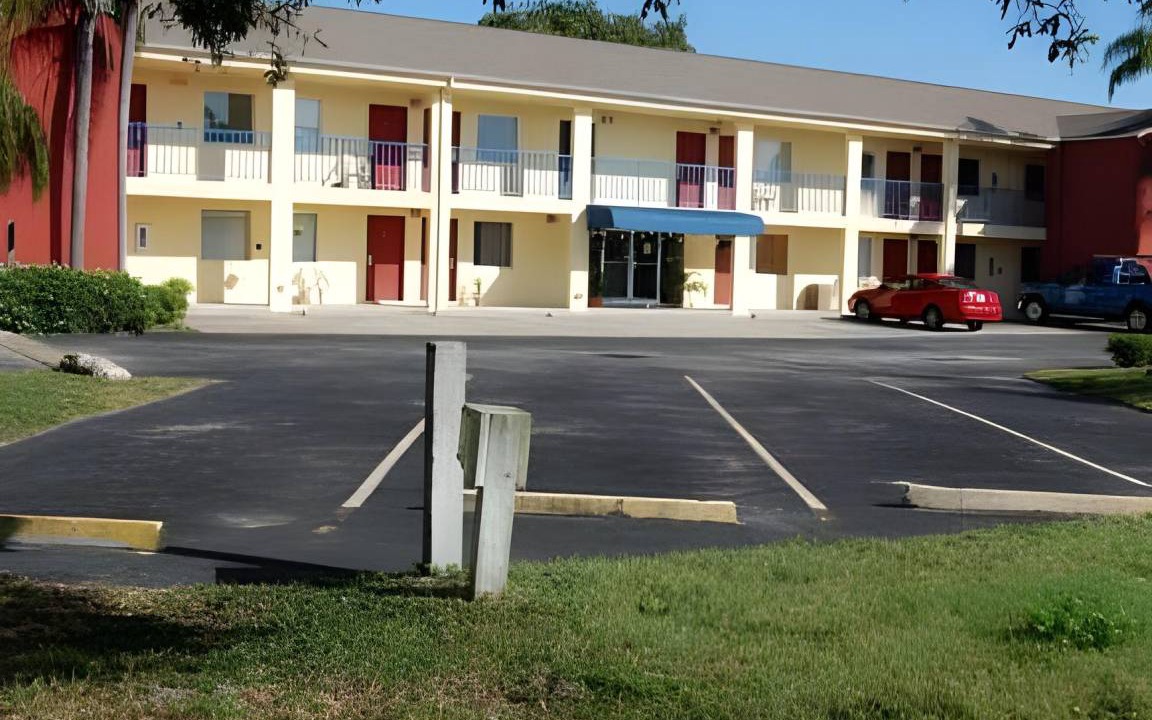 Taylor Creek Hotel | 66 m² Motel ∙ 6 guests