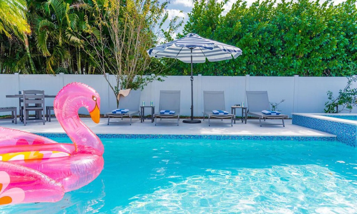 Naples Park House | 690 Paradise Shores Oasis | New Heated Pool & Spa