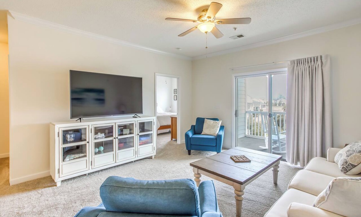 Carolina Forest Condo | 7 Mi to Myrtle Beach Boardwalk: Condo w/Balcony!