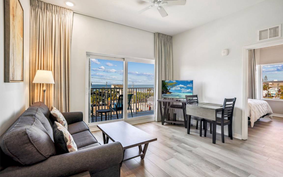 Madeira Beach Condo | 71 m² Condo ∙ 2 bedrooms ∙ 6 guests