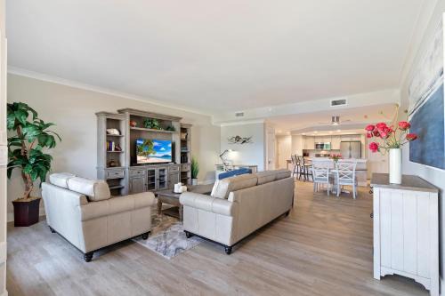 Shelter Cove House | 7167 Harbourside