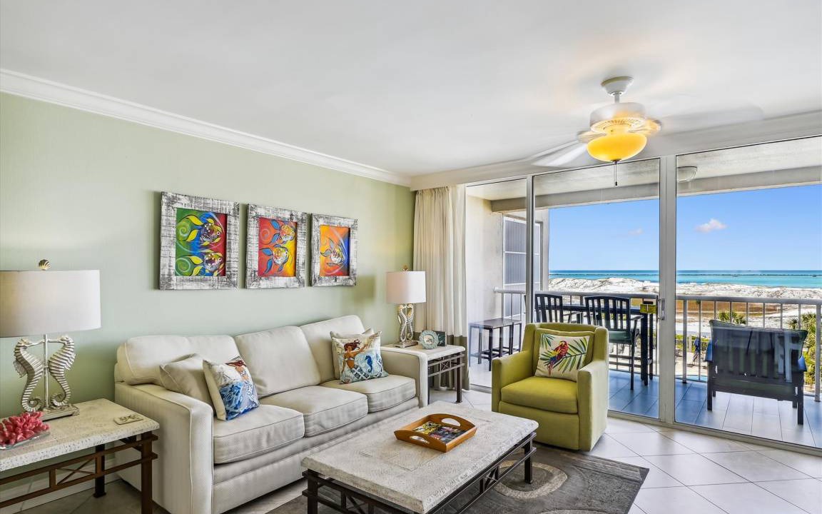 Magnolia Beach | Holiday Isle