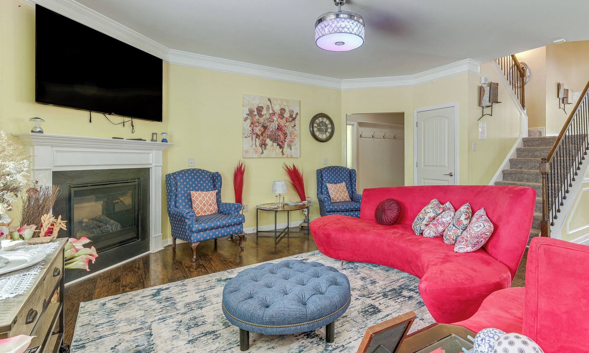 Covington House | 8 Mi to Dtwn & Film Sites! Spacious Covington Home