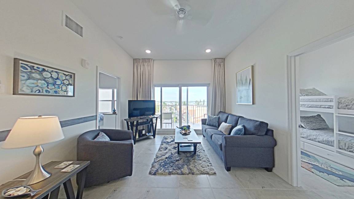 Madeira Beach Condo | 80 m² Condo ∙ 3 bedrooms ∙ 8 guests