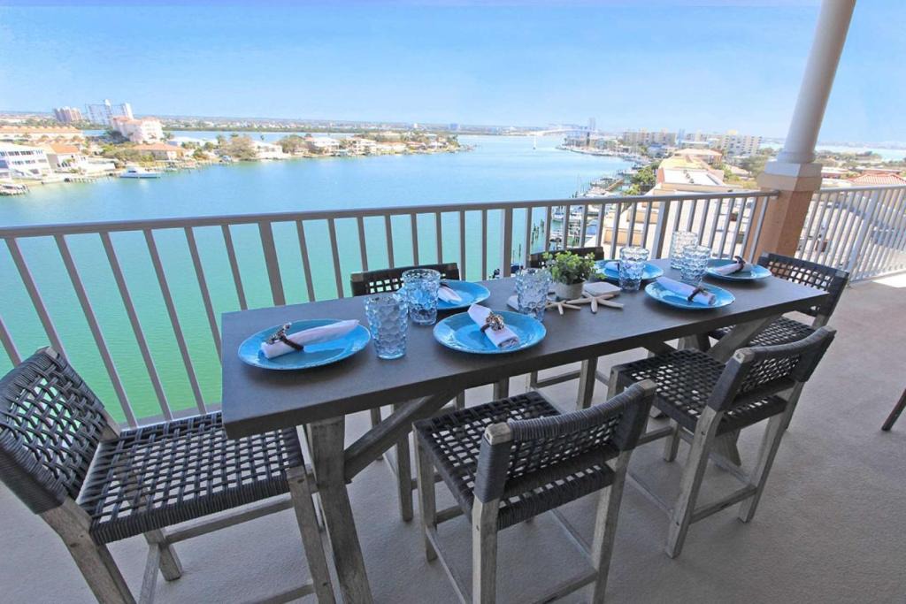 Clearwater Beach House | 807 Harborview Grande