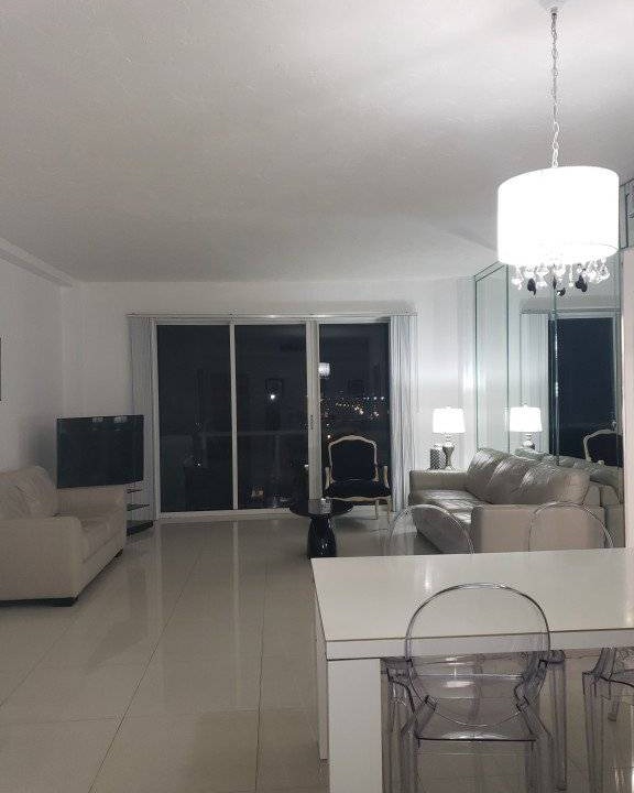 Surfside Condo | 84 m² Condo ∙ 4 guests