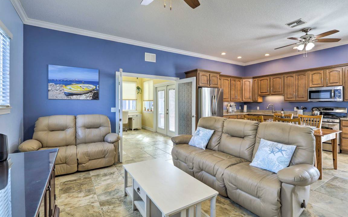 Titusville House | 91 m² House ∙ 1 bedroom ∙ 4 guests