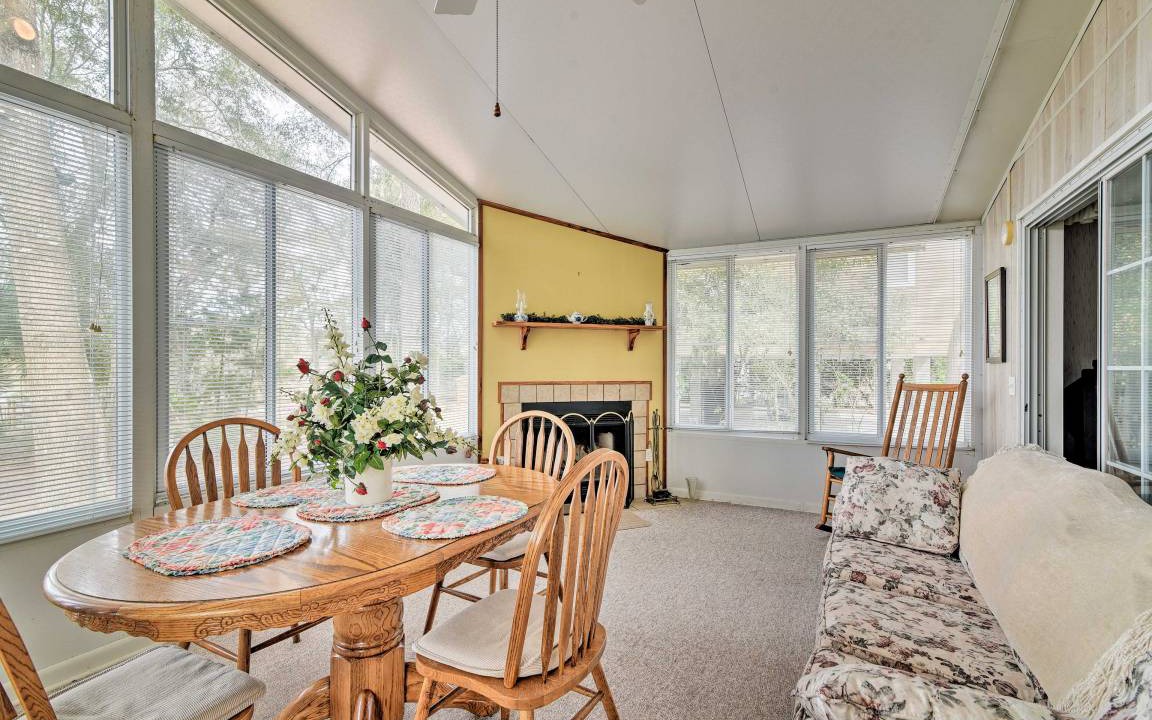 Branford House | 92 m² House ∙ 2 bedrooms ∙ 8 guests