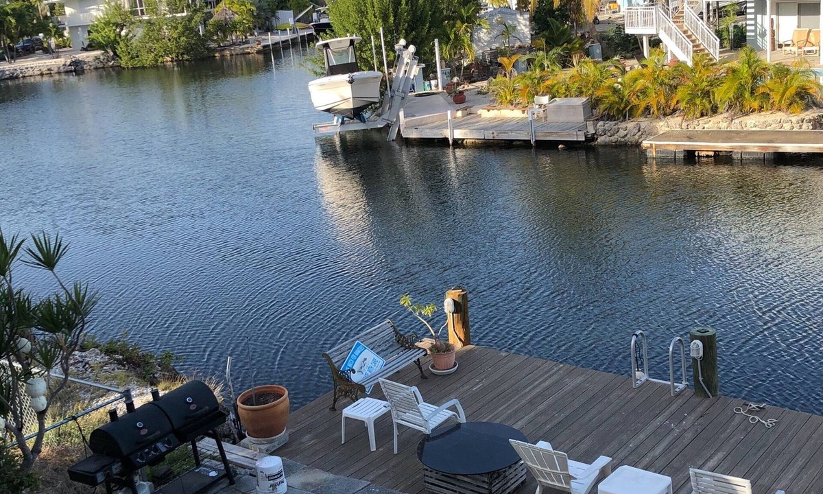 Indian Waterways House | A great place to relax, fish, or even work from. 2/2 , 66 ft