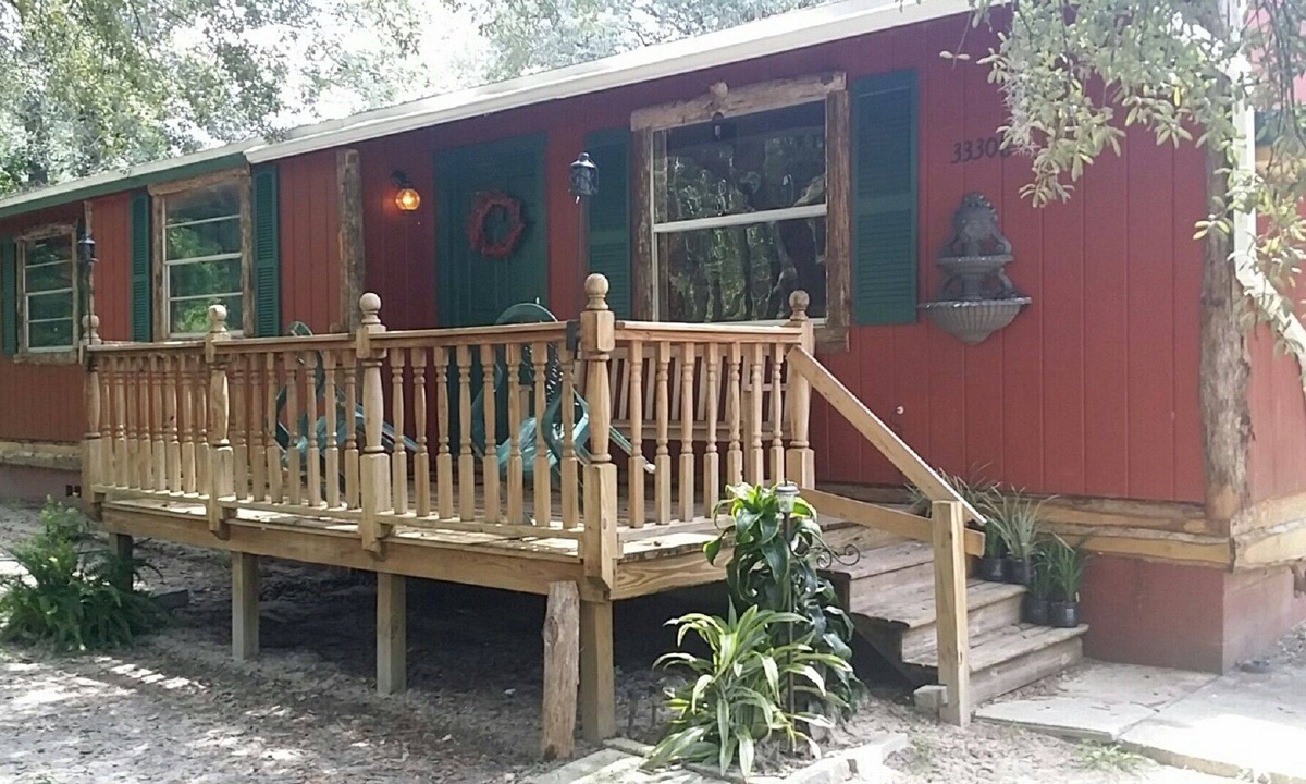 Webster House | a "PEARL IN THE WOODS" cabin
