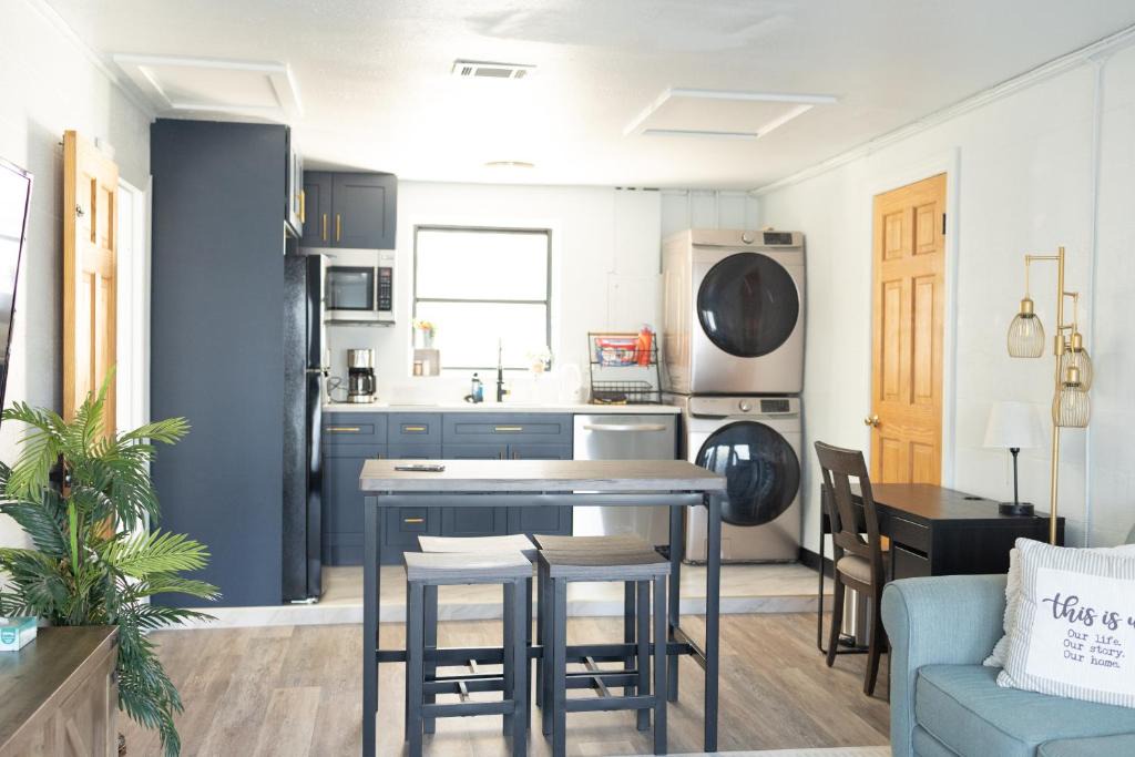 Venice Gardens Apartment | A Travelers Nook! A Luxury ADU full of Abundance.