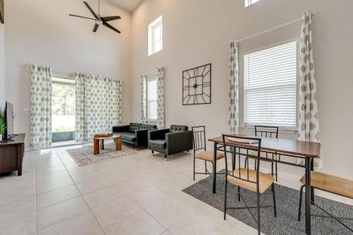 Seffner Community Alliance House | Abi home