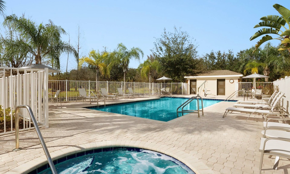 Tampa Condo | Accessible Unit w/Roll-In Shower | Great location