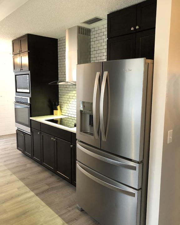 Del Mar House | Across from pool! Centrally Located!