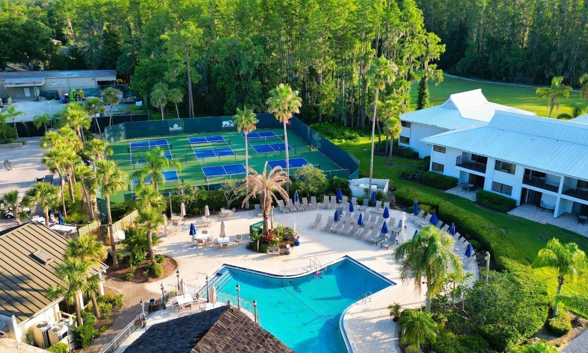 Wesley Chapel Apartment | Active Group Leisure in FL | Golf, Tennis for 4
