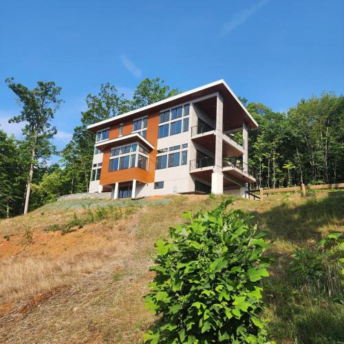 Wintergreen House | Altitude Adjustment