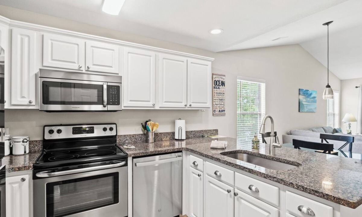 Pawleys Island Condo | Amazing Golf & Lake View in True Blue -Professionally Cleaned