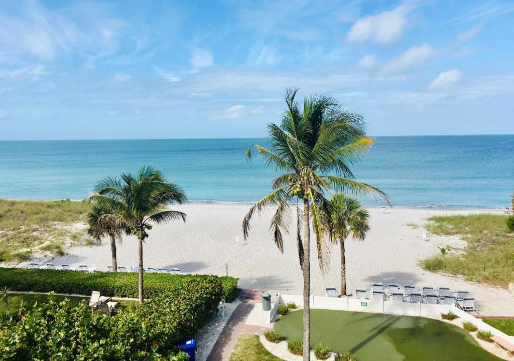 Longboat Key Apartment | Amazing Panoramic Beach View and The Most Beautiful Sunset