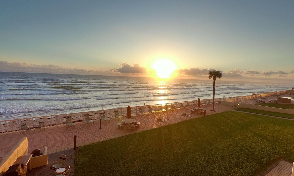 Daytona Beach Shores Condo | Amazing View-Heated Pool-Oceanfront-Crib-Owner Managed-Many Extras!