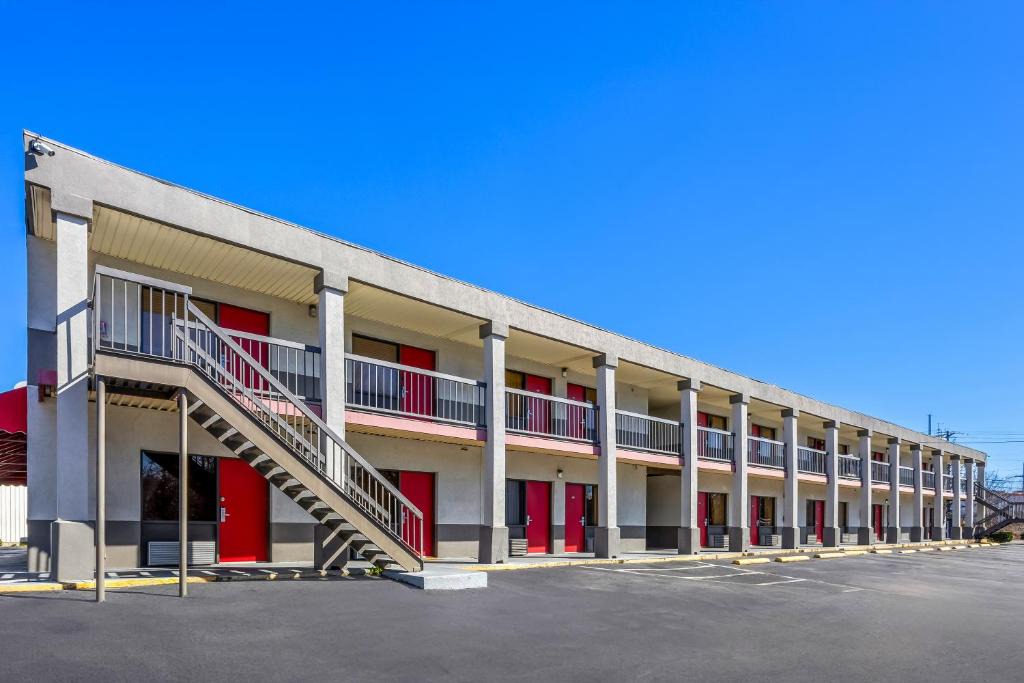 Columbia Hotel | America's Best Value Inn-Columbia
