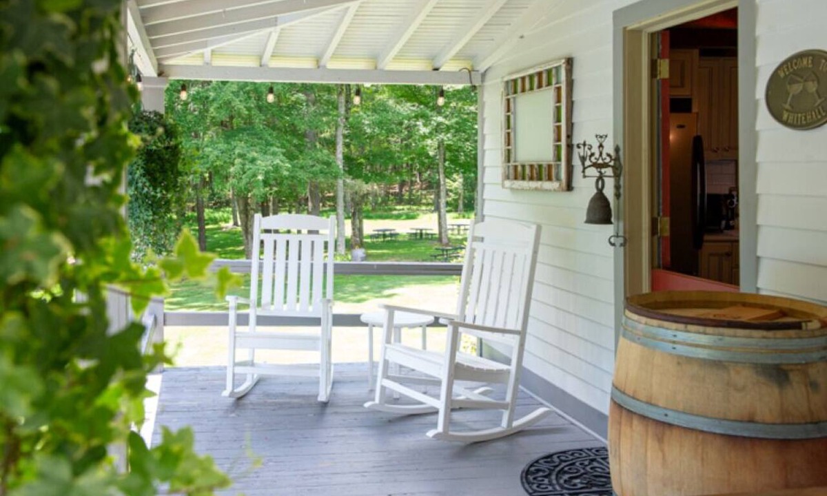 Rowland Other | An Unforgettable Escape at the Hammer House at Three Hammers Winery.