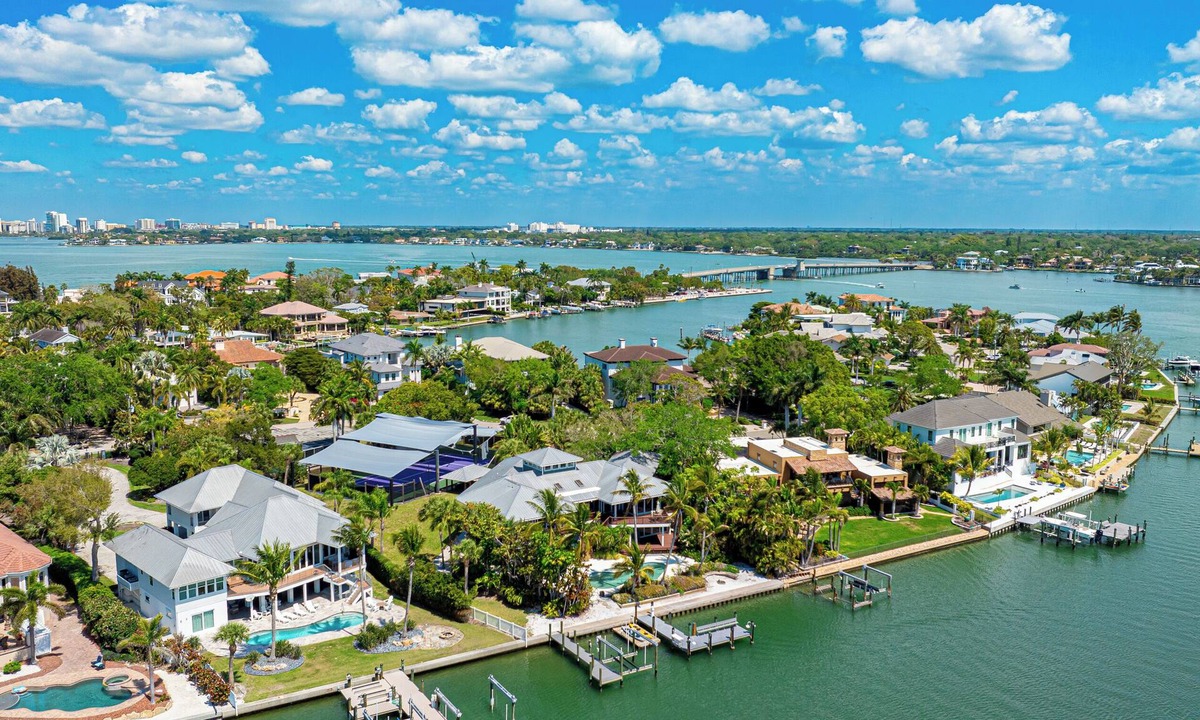 Bay Isle House | Another Day in Paradise!