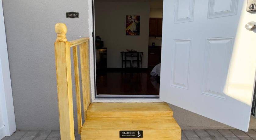 Azalea Park Apartment | Apartment ∙ 1 bedroom ∙ 2 guests