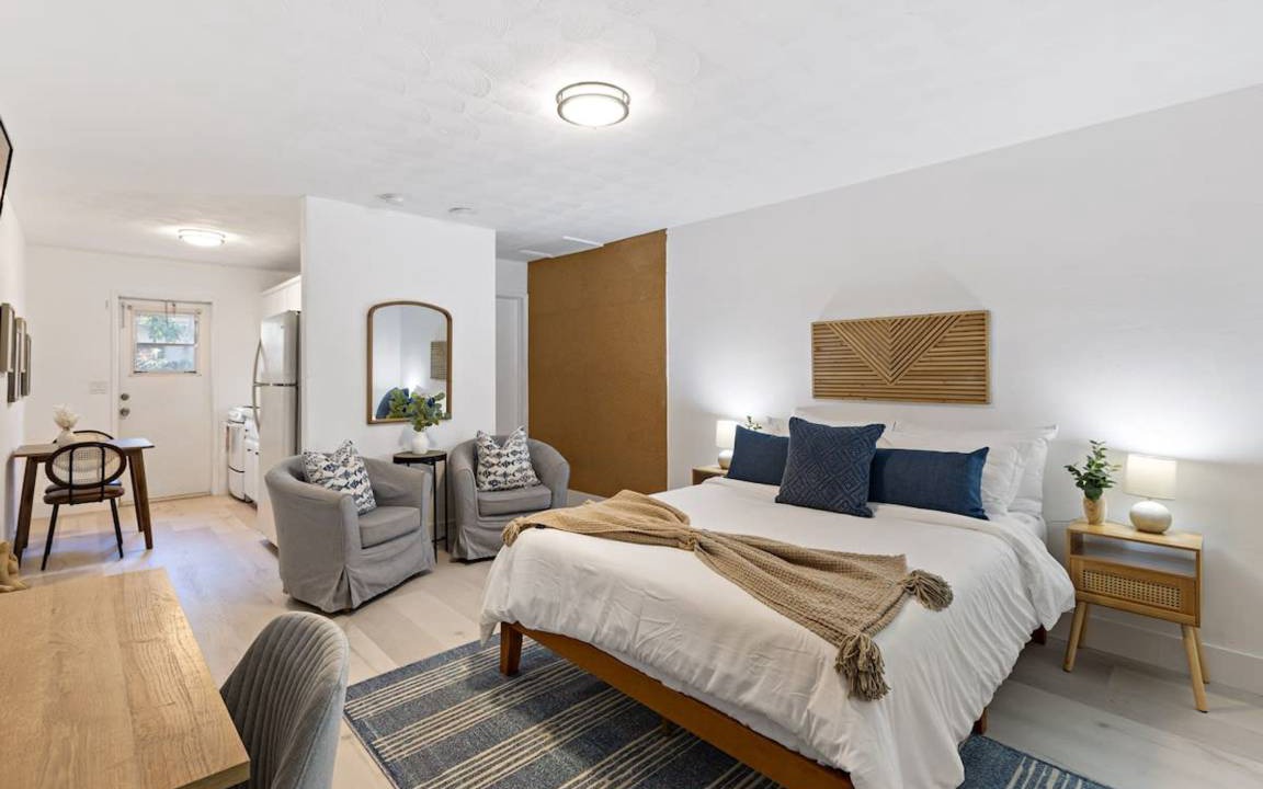 Lake Ridge Apartment | Apartment ∙ 2 guests