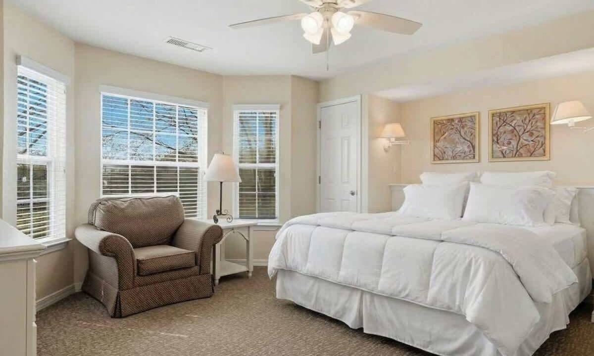 Clarkesville Apartment | Apple Mountain Resort | 2BR Scenic Escape