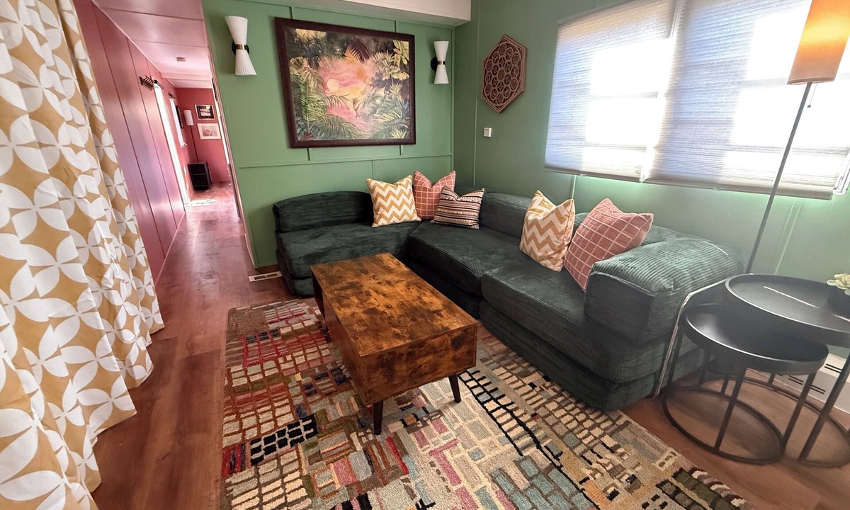 Swannanoa House | Artful Asheville Oasis ~ Private Hot Tub, Fire Pit, Peaceful Wooded Stay
