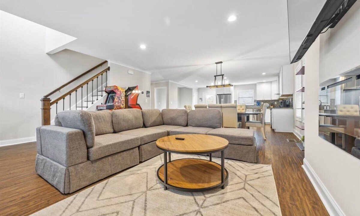 East Side House | Atlanta Spacious Haven near Downtown & BeltLine